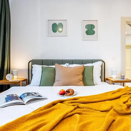 Days - Two Bedroom Riverside With Gramophone *