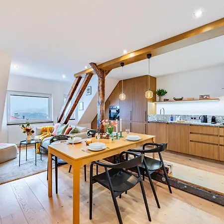 Appartamento Days - Two Bedroom Riverside With Gramophone *
