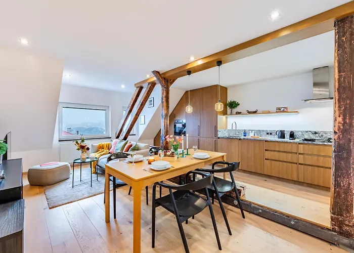Appartamento Days - Two Bedroom Riverside With Gramophone *
