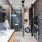 Apartman Days - Two Bedroom Riverside With Gramophone Prága