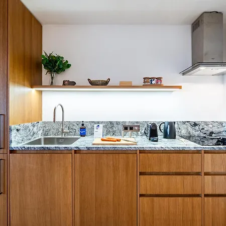 Days - Two Bedroom Riverside With Gramophone Апартаменты