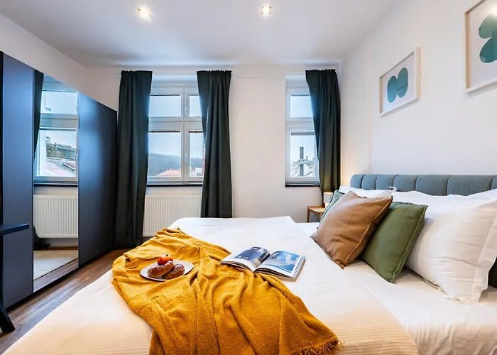Days - Two Bedroom Riverside With Gramophone Apartament *